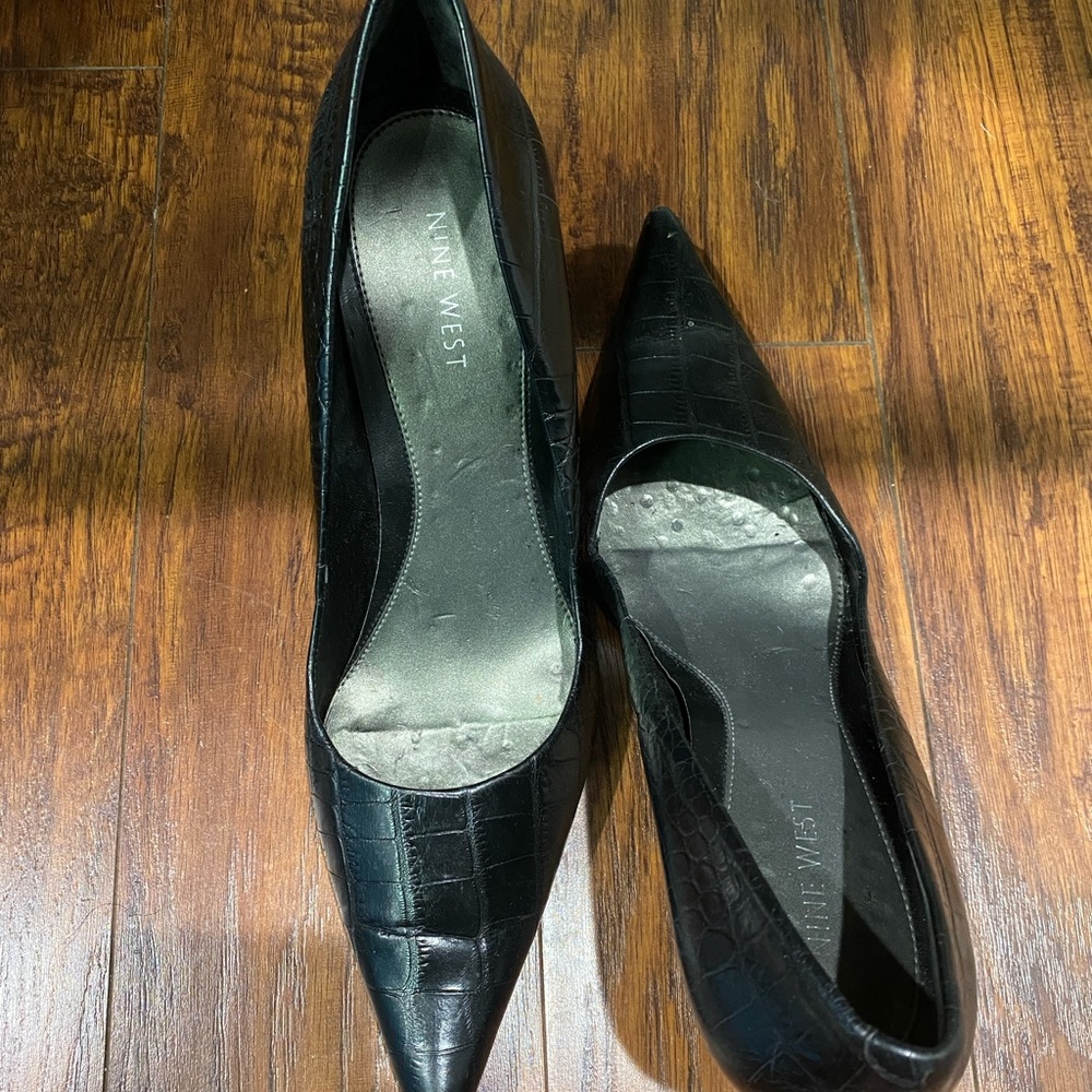 COPY - Nine West black croc pumps